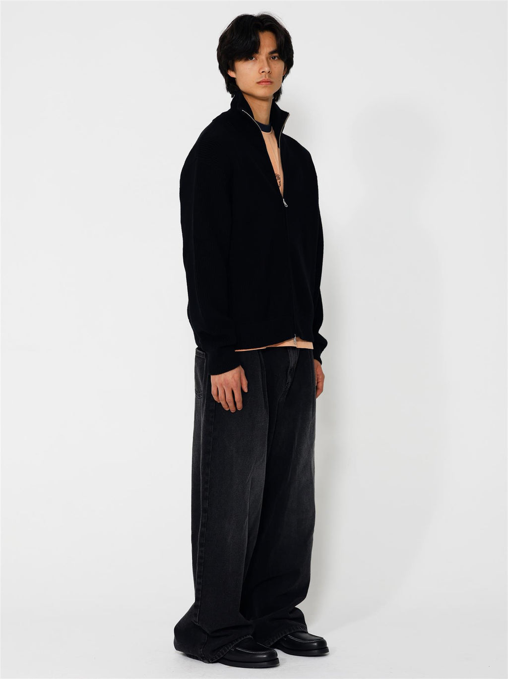 Lian Merino Full Zip Sweater - Black - F5 Concept Store